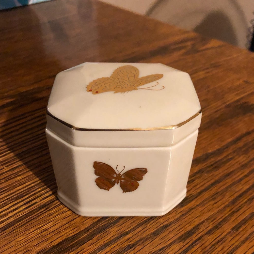 Jewelry Dish.